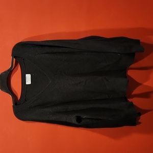 Deep v-neck long sleeve sweater